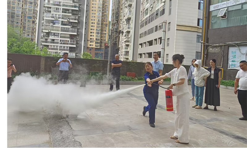 市秦巴農(nóng)擔(dān)公司開(kāi)展“消除安全隱患”現(xiàn)場(chǎng)演練